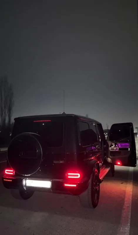 Mercedes Benz G63 Суточный прокат автомобилей Автопрокат аренда авто — фото 2