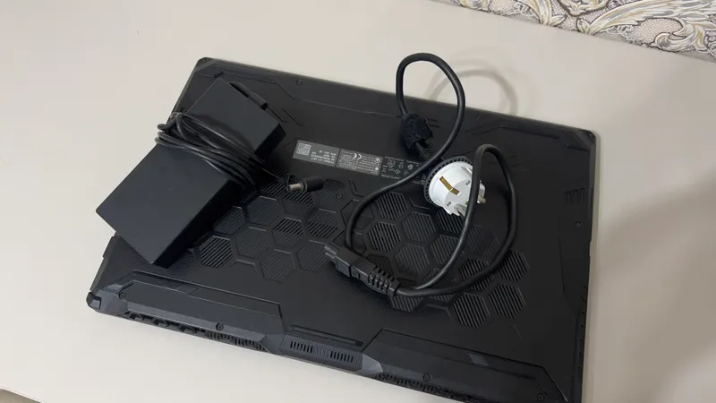 ASUS TUF 17 — фото 2