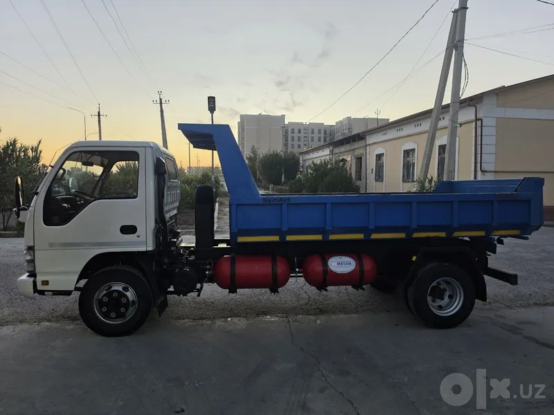 Isuzu Radnoy Samasval Yili 2015 3 Isuzu Radnoy Samasval Yili 2015 3
