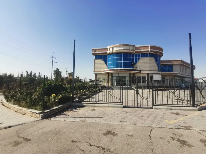 Аренда административного здания 3000 м² — фото 1