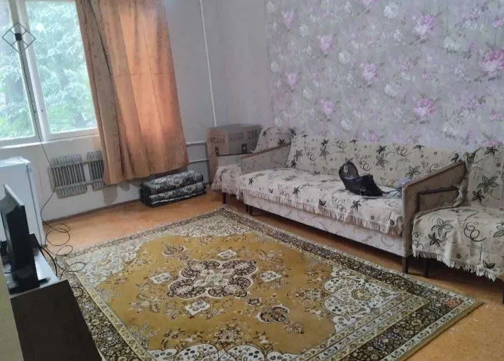 Продаётся квартира в центре 1/2/4 Дубовая, Яшнобод