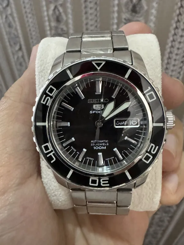 Продаю часы Seiko 5 Sport