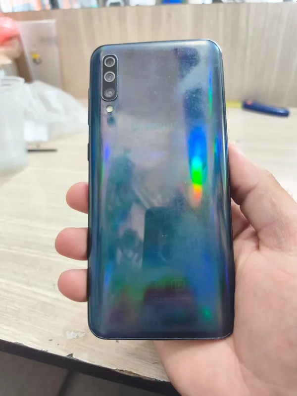 Samsung Galaxy A 50 4/64 GB 2 Samsung Galaxy A 50 4/64 GB 2