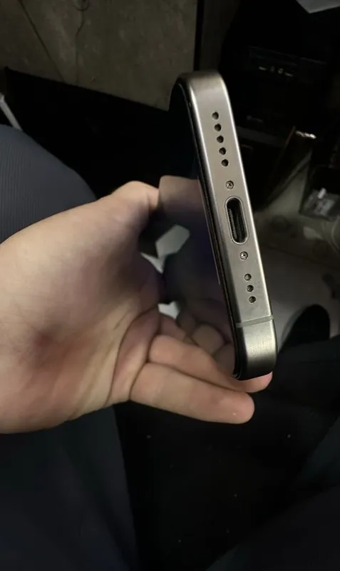 iPhone 15 Pro, iCloud 5 iPhone 15 Pro, iCloud 5