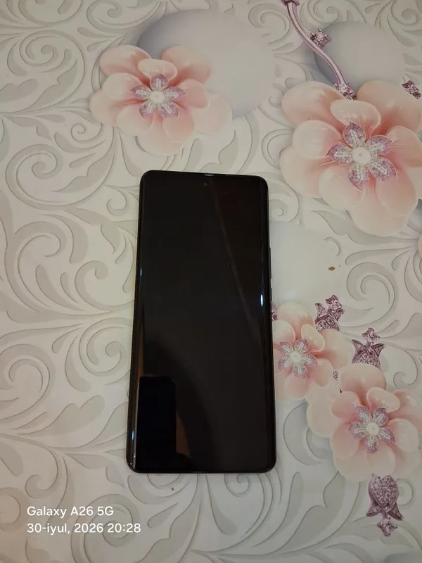 Honor x9b 8.256 xotira 5.800mach 4