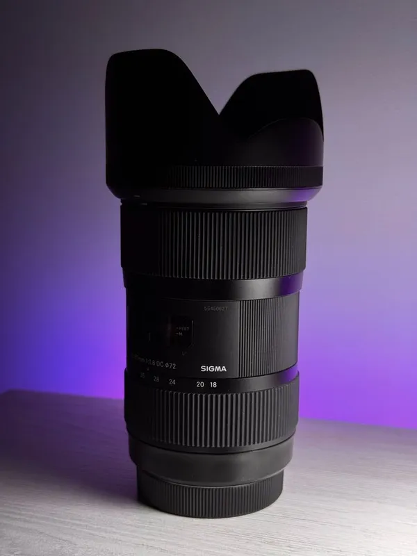 SIGMA 18-35mm F1.8 for Canon EF 6 SIGMA 18-35mm F1.8 for Canon EF 6