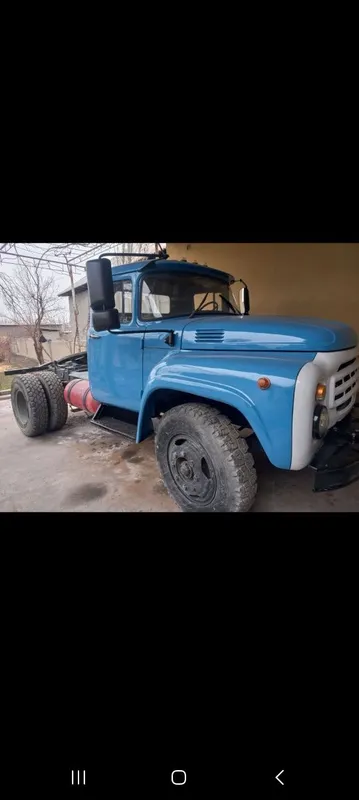 zil tigach sotiladi