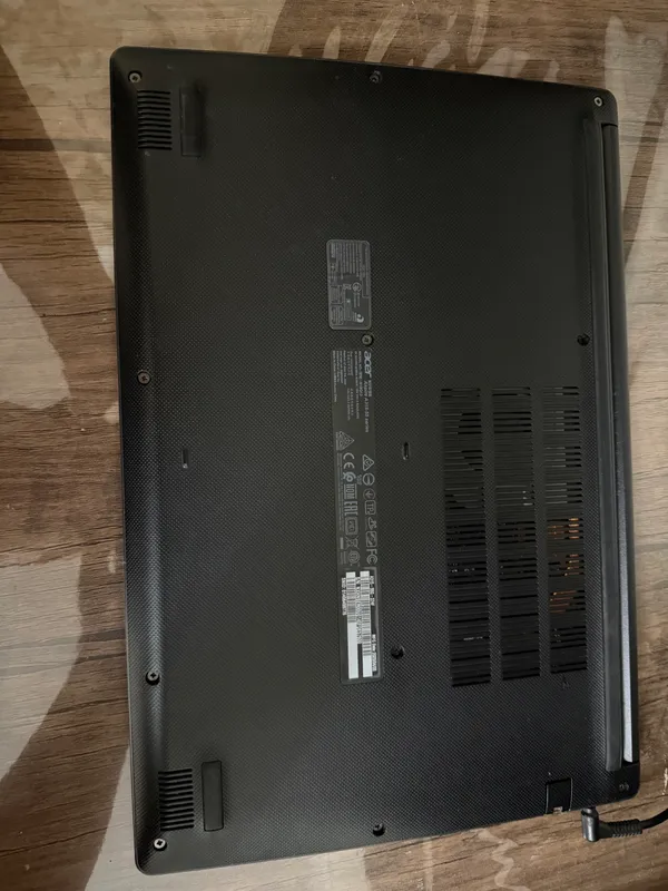 Acer aspire A315-55 — фото 1