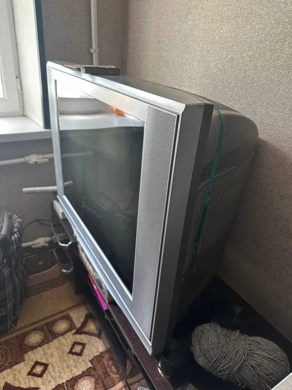 Продам цветной телевизор — фото 1