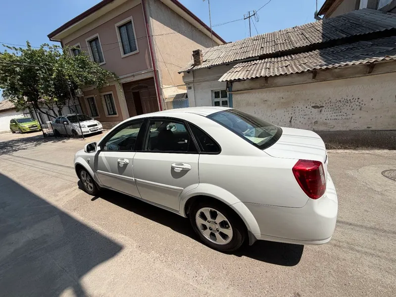 lacetti Gentra elegant plus — фото 1