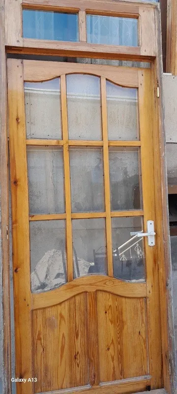 Yoģoch eshiklar 2ta narxi kelishiladi 3