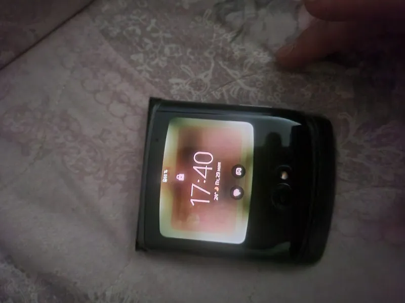 Motorola Razr 5G XT2071-4 6 Motorola Razr 5G XT2071-4 6