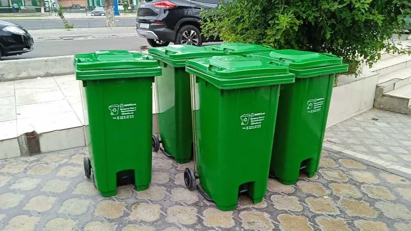 Мусорный контенер и урна Металичиский Оценковиный — фото 4
