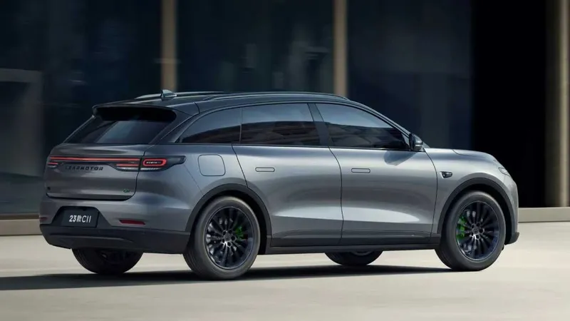 Leapmotor C 11 permium 200km naxt va nasiya — фото 1