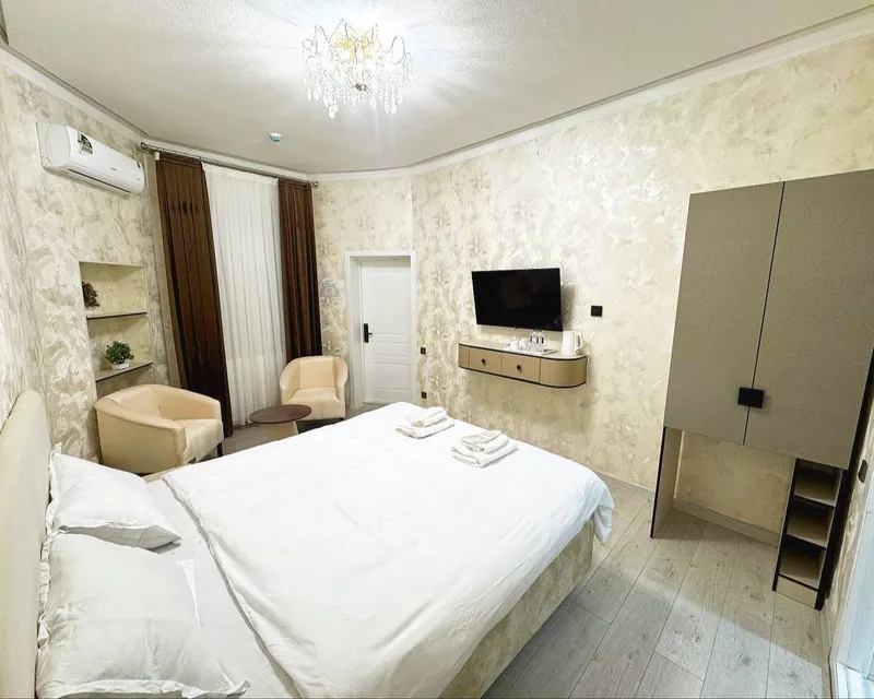Soatlik bezzaks hotel skidka