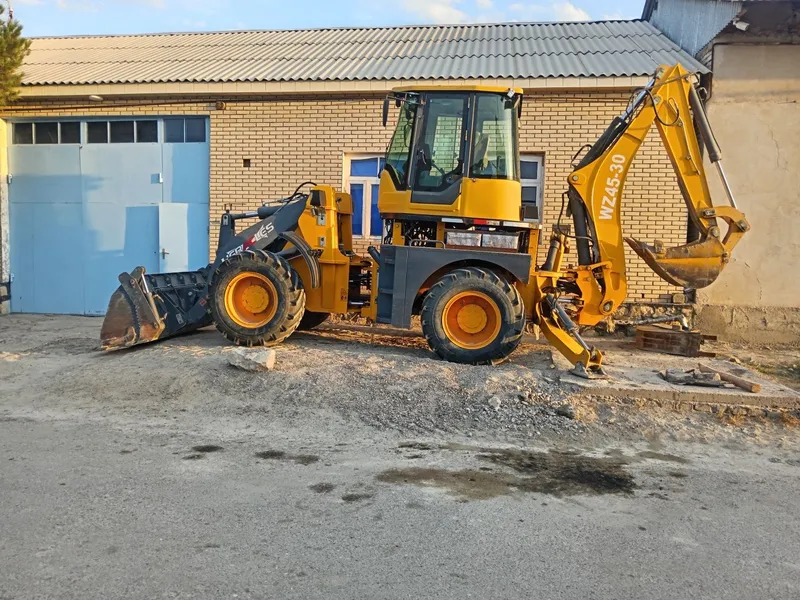 Ekskovator pogruzchik sotiladi 3 Ekskovator pogruzchik sotiladi 3