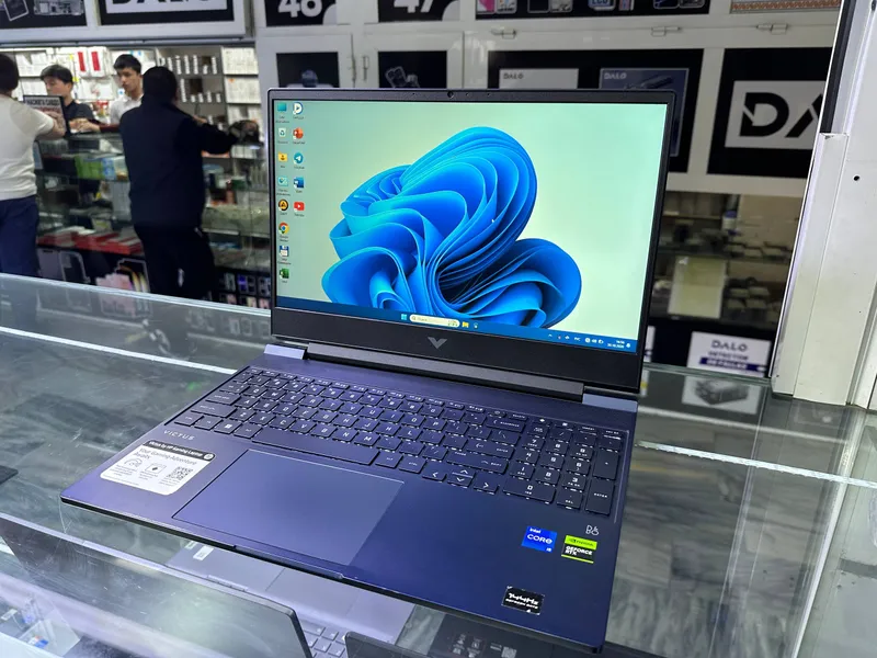 Ноутбук HP Victus 3