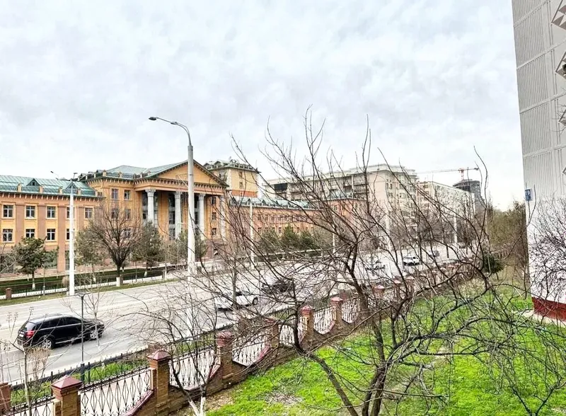 Nukus ko‘chasida 4 xonali kvartira sotiladi 2