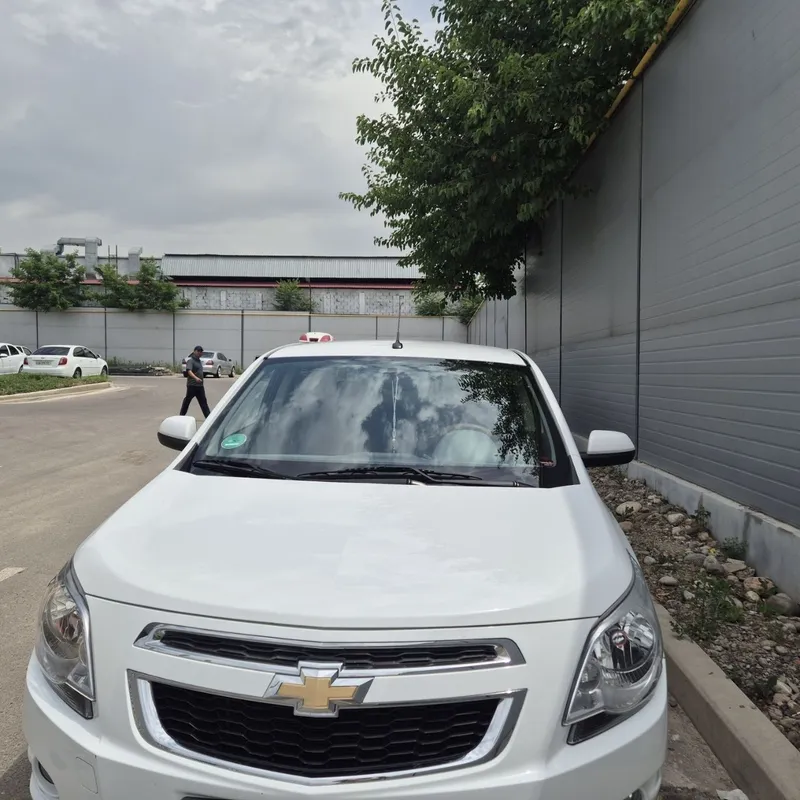 Chevrolet Cobalt — фото 2