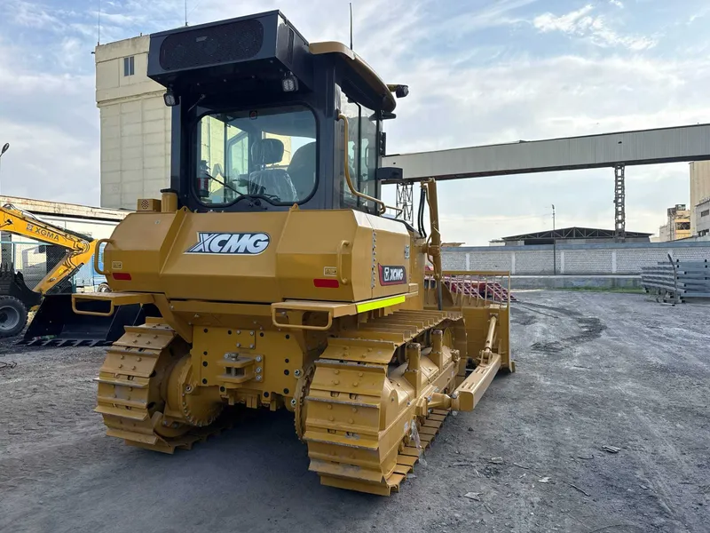 Гусеничный бульдозер XCMG D170 (без рыхлителя) — фото 1