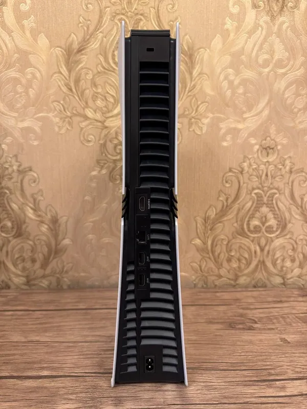 Playstation 5 pro 2tb 2 жойстика 4