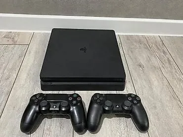 playstation 4 slim srochna sotiladi