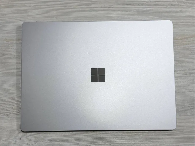 Surface Laptop 4 silver Core I7-1185G7/16GB/512GB 2 Surface Laptop 4 silver Core I7-1185G7/16GB/512GB 2