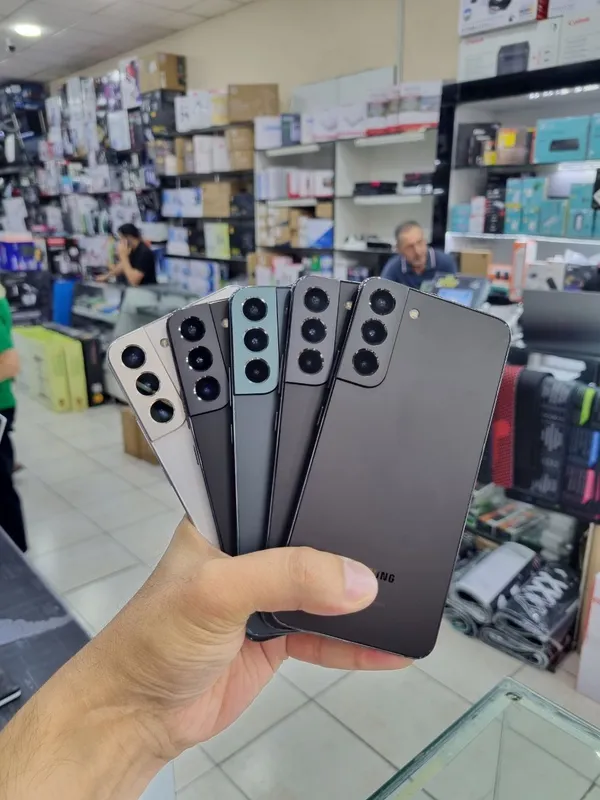 SAMSUNG S 22 PLUS 5 G 1 SAMSUNG S 22 PLUS 5 G 1