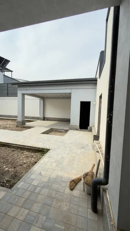 СРОЧНАЯ Продажа дома | Алишеробод | М.Улугбекский район | 5.3 сот — фото 4