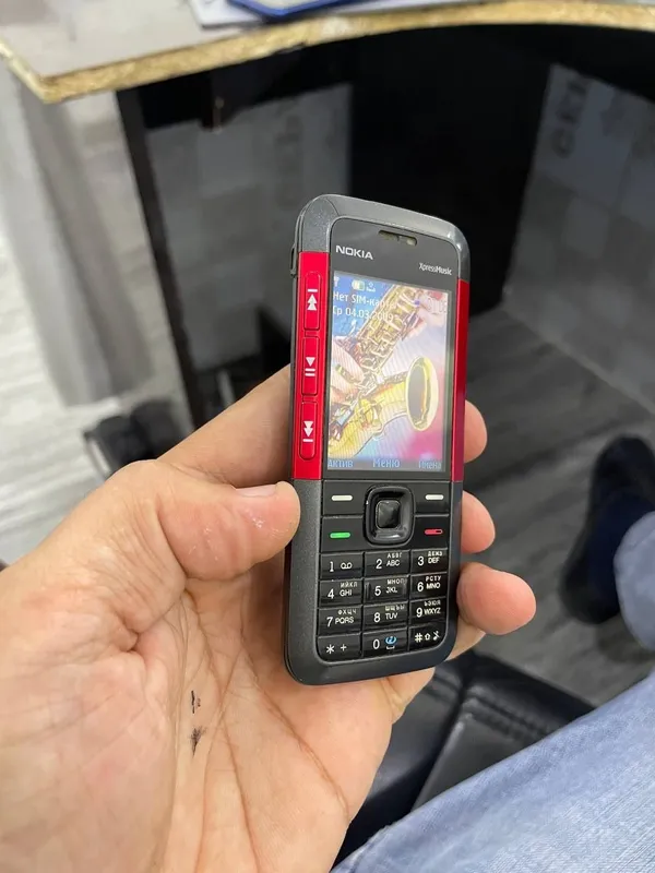 NokiA 5310 lllll 4