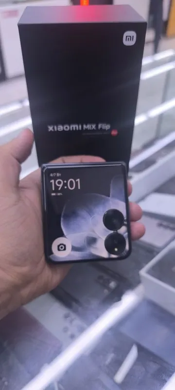 Xiaomi mix flip 12/512 black — фото 2