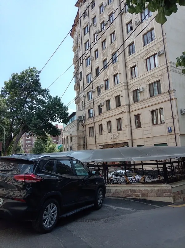 Бизнес центир офисга хостел учун жой участка углавой сентирда 2 Бизнес центир офисга хостел учун жой участка углавой сентирда 2