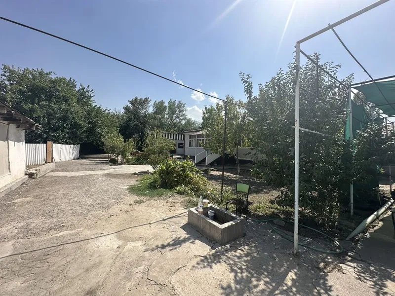 Srochna uy sotiladi Mirobod sotigi 26.000 y.e 2