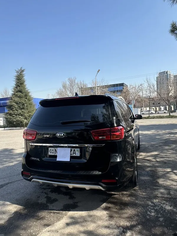 Kia Carnival 2020 • 3.3 benzin • 8 o‘rinli • ideal holat — фото 1