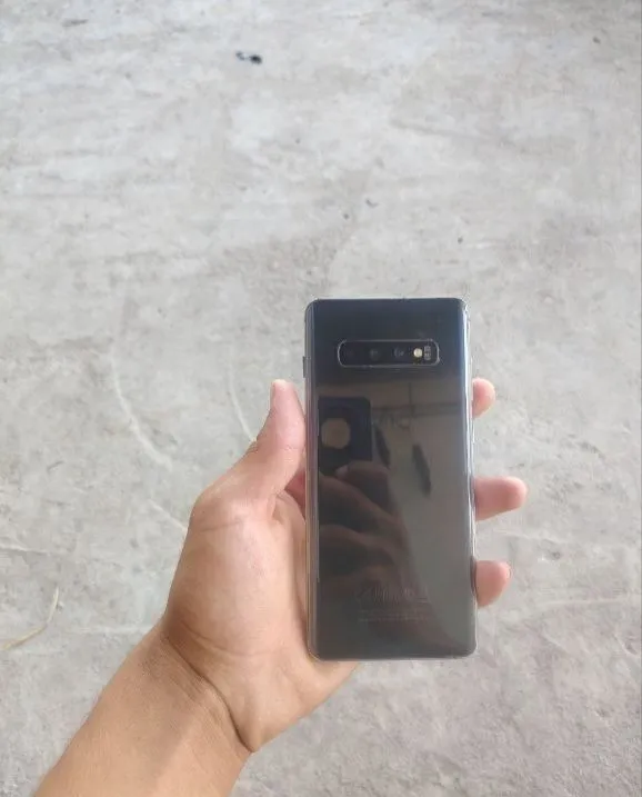 samsung s10 plus 8/128 1.yarm mln kami bor