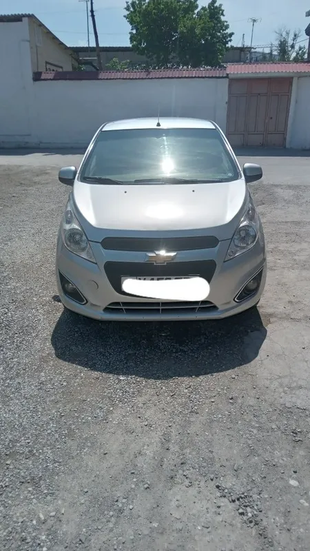 Chevrolet cpark серебрийстый