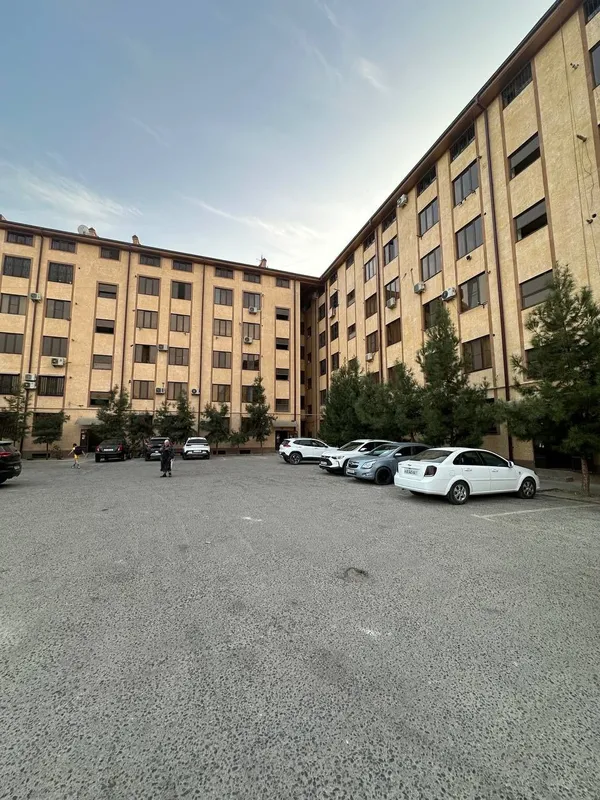 2 xonali yarim yerto‘la kvartira sotiladi 9