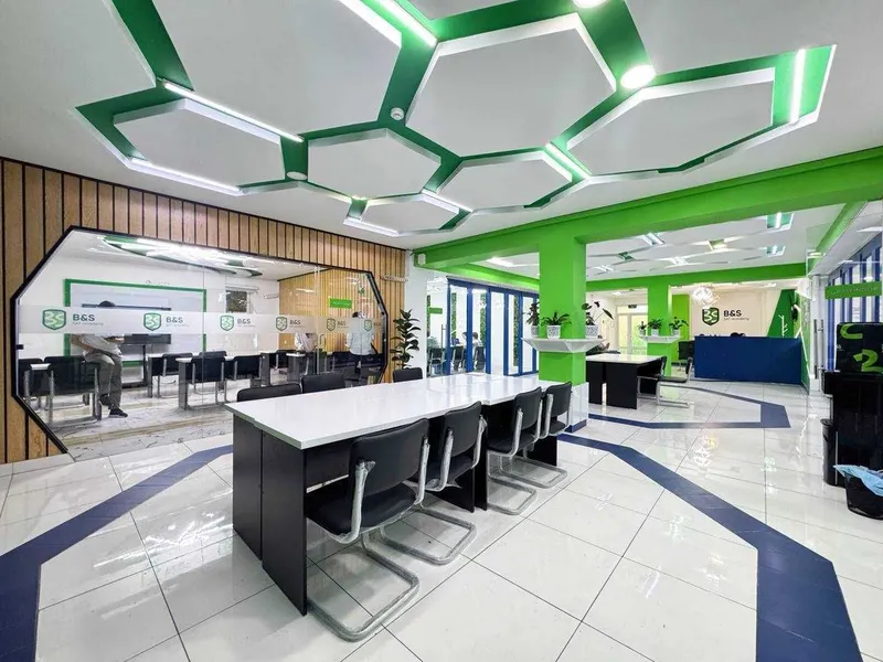 Аренда помещения в центре города 350м2. Ориентир метро Минор. — фото 6 Аренда помещения в центре города 350м2. Ориентир метро Минор. — фото 6