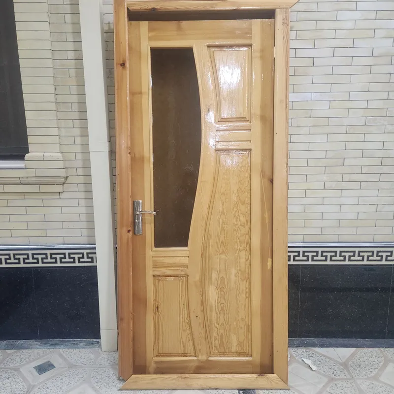 ПРОДАЁТСЯ ДВЕРЬ МЕЖКОМНАТНЫЙ ИЗ ОРЕХОВОГО ДЕРЕВО. — фото 2