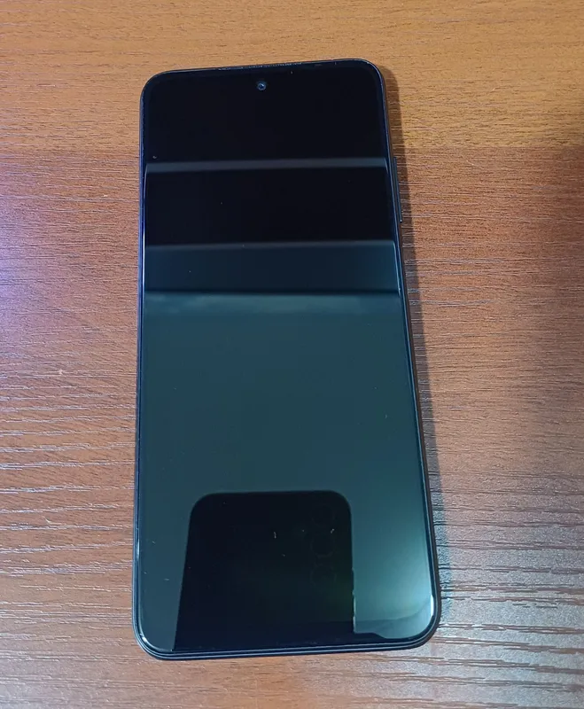 Срочно!!!Продам сотовый телефон POCO M3. 3