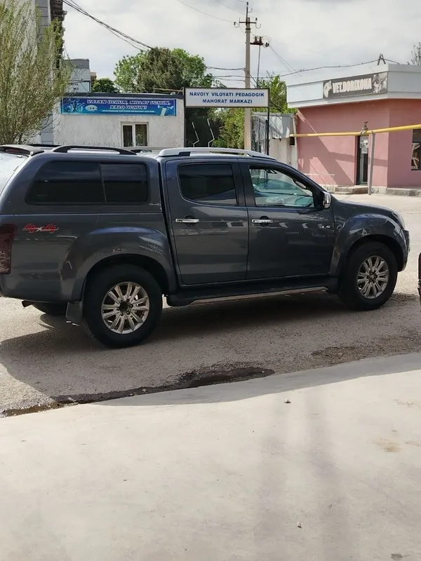 Isuzu D max 3.0 Irbis — фото 1