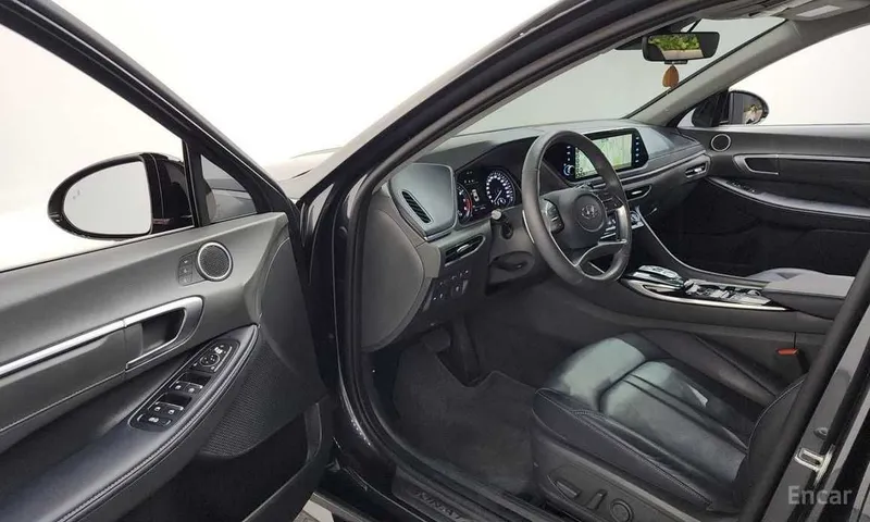 Hyundai Sonata 1.6 Turbo по цене Chevrolet Onixa 6 Hyundai Sonata 1.6 Turbo по цене Chevrolet Onixa 6