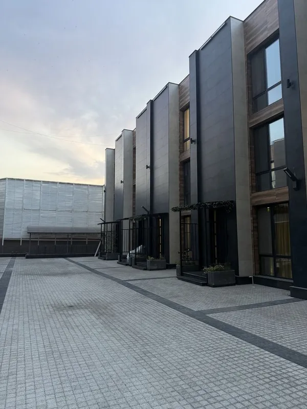 Очень срочно продаётся Townhouse Tiara Residence Мирзо Улугбек 2