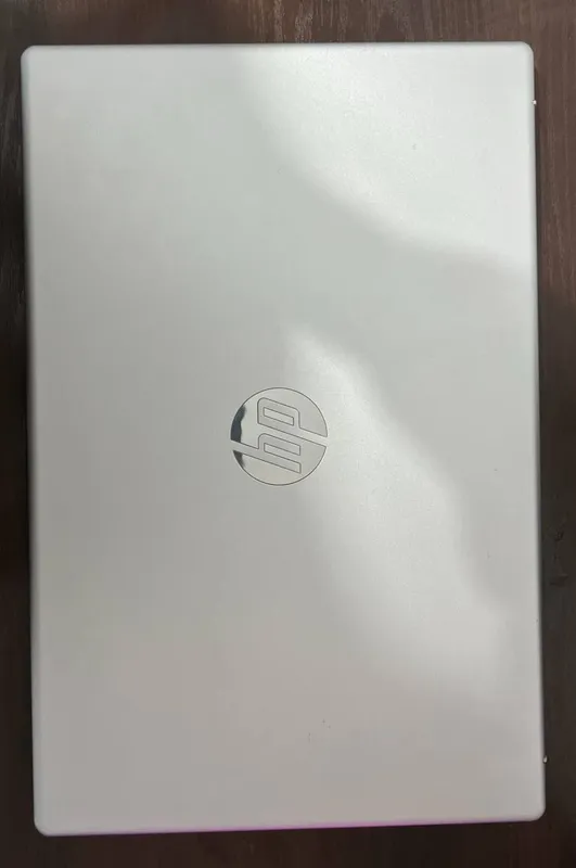 Hp laptop 15-fd0323ci