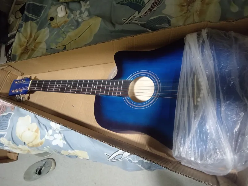 Klassik gitara buxoroda