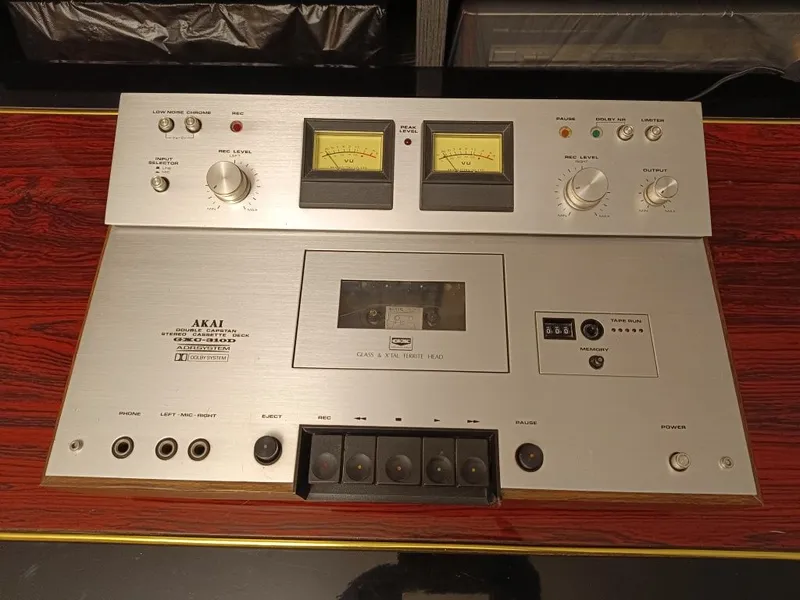 Дека Akai GXC-310D