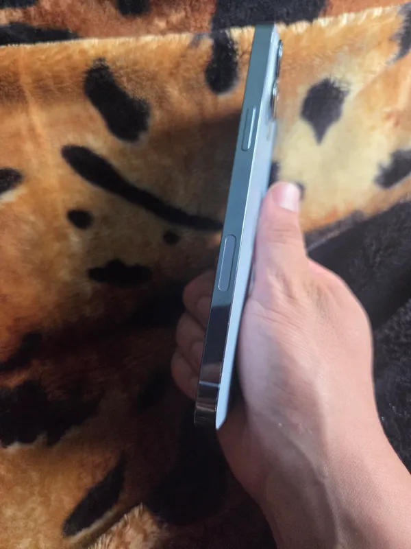 IPHONE 2 IPHONE 2