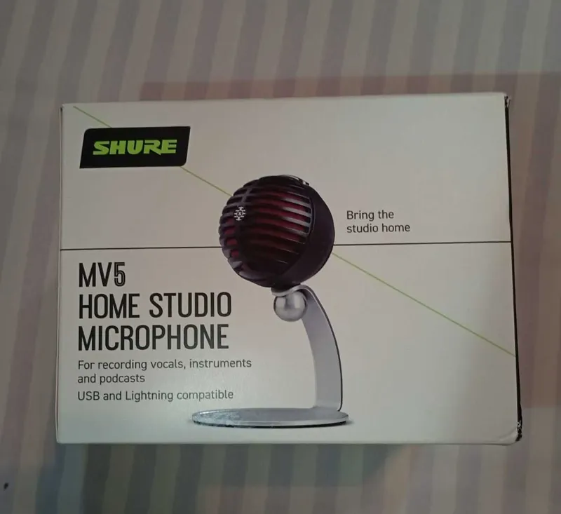 Uy studiyasi uchun Shure MV5 mikrofoni 1 Uy studiyasi uchun Shure MV5 mikrofoni 1