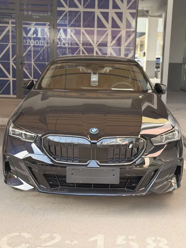 Bmw i5 40L m sport 1 Bmw i5 40L m sport 1