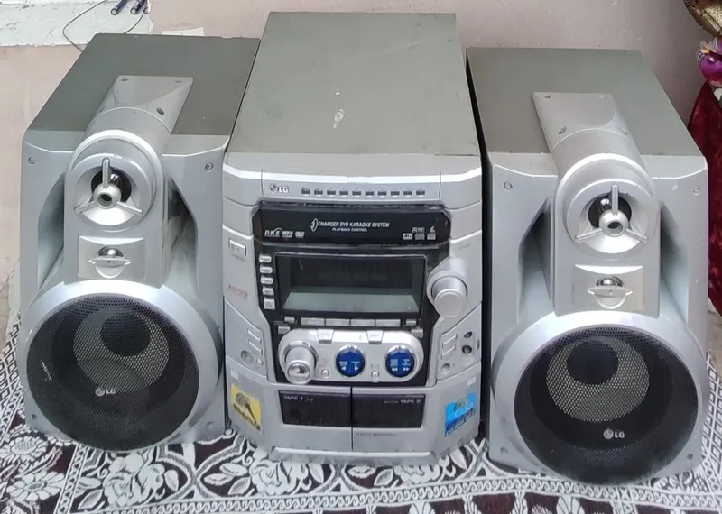 LJ muz centr LJ muz centr